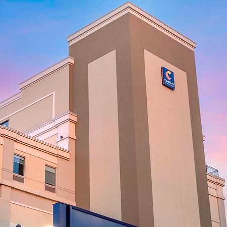 Comfort Inn & Suites Newark Liberty International Airport מראה חיצוני תמונה