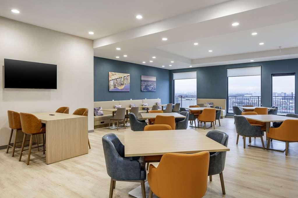 Comfort Inn & Suites Newark Liberty International Airport מסעדה תמונה