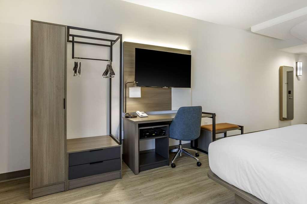 Comfort Inn & Suites Newark Liberty International Airport חדר תמונה