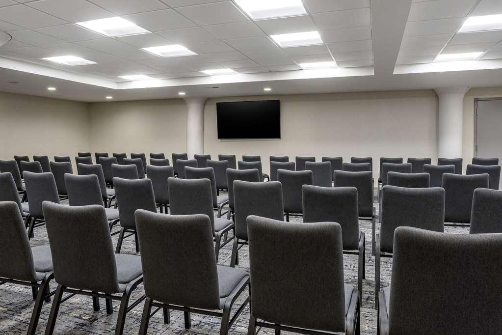 Comfort Inn & Suites Newark Liberty International Airport מתקנים תמונה